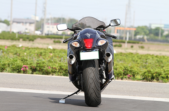 GSX-1300R 隼　ワイバンマフラー