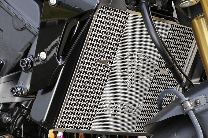 ラージロゴ・シルバー(画像はCB1000 HORNET)