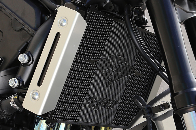 ラージロゴ・ブラック(画像はCB1000F)