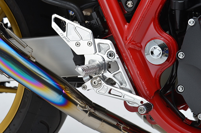 クリアシルバー